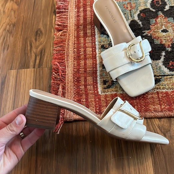 Aerosoles cream stacked heels - Picture 2 of 3